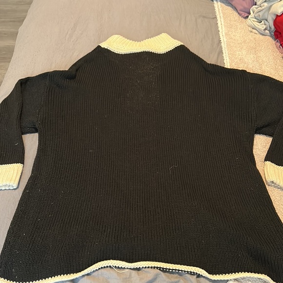 Black Venus Sweater Size 3X - Picture 2 of 2